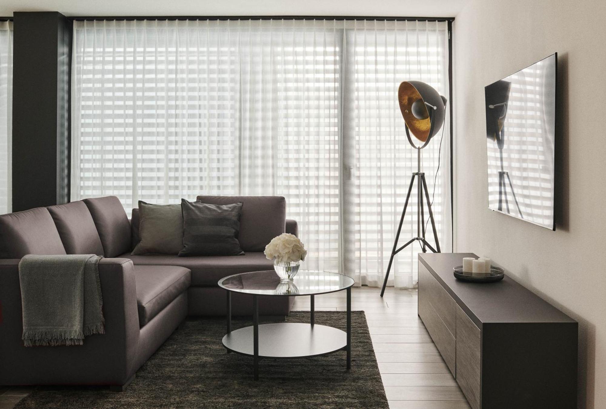Spacious 1 Bedroom Apartment With Balcony Цюрих Экстерьер фото